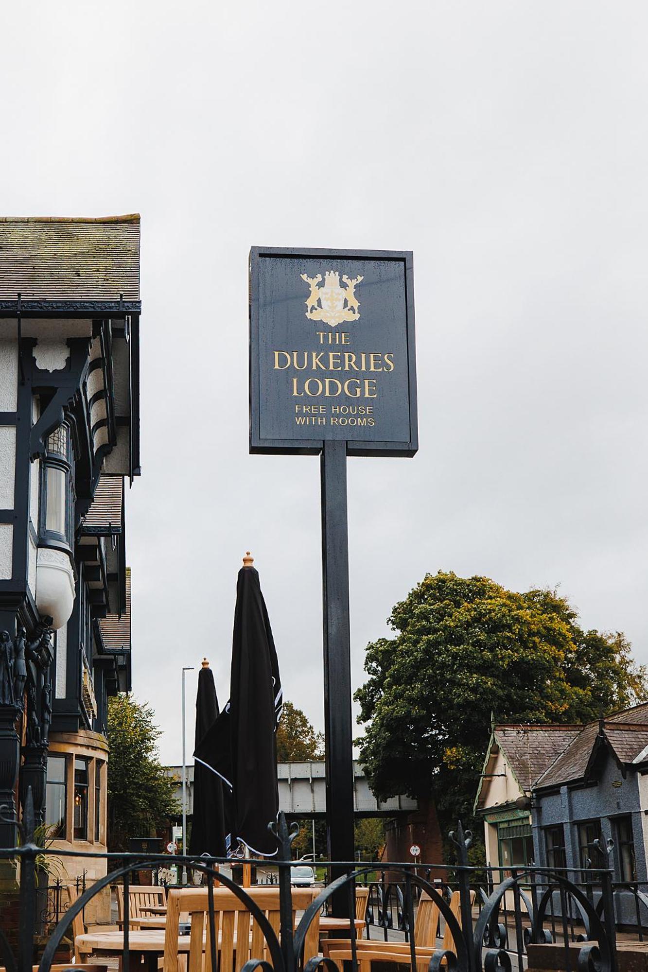 The Dukeries Lodge, Edwinstowe, Nottinghamshire Ngoại thất bức ảnh